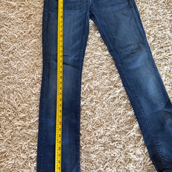 7 For All Mankind Womens Jeans 27 Straight Leg Blue Denim Graduated Wash - Picture 9 of 9